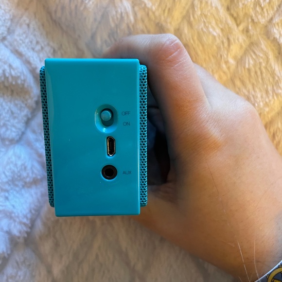 Bluetooth speaker - Picture 4 of 6